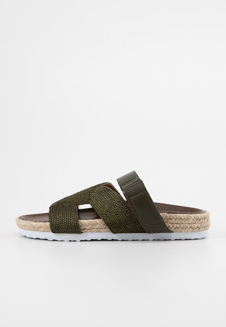 Sandalias planas