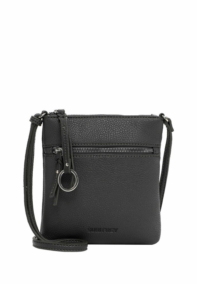 Borsa a tracolla nera in pelle con finitura testurizzata, tasca frontale con zip, lunga tracolla regolabile e dettagli metallici. Nome del marchio impresso sul davanti.