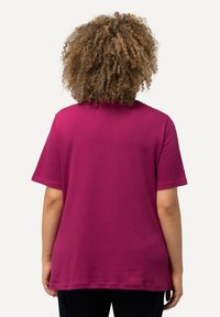 Ulla Popken T-shirt basic - berry