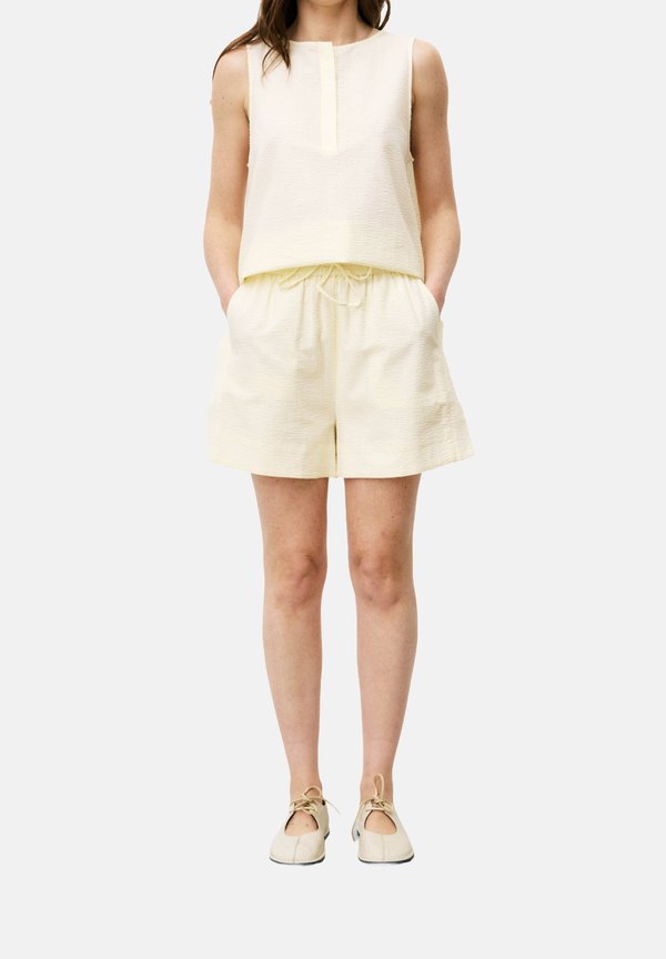 NALA - Shorts - creme