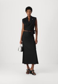 Bruuns Bazaar BILL MAIAN SKIRT - Pieštukinis sijonas - black