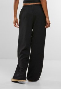 Urban Classics STRUCTURED WIDE - Bukse - black