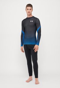 Under Armour HEATGEAR SUBLIMATED CREW - Alsónemű - blue atlantis/black/white