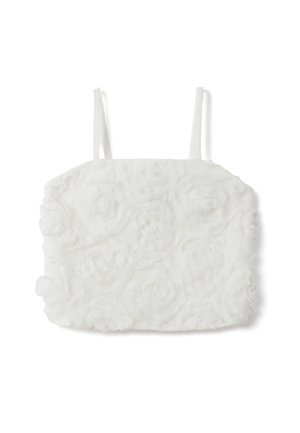 Weißes Croptop mit dünnen Trägern und strukturiertem 3D-Blumenstoffdesign.