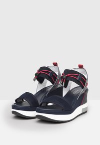 NeroGiardini Platform sandals - blu