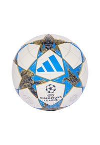 Valkoinen ja sininen UEFA Champions League -jalkapallo kultaisilla tähtiä kuvioilla ja Adidas-logo valkoisella taustalla.