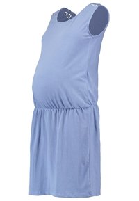 Sukienka ciążowa w jasnoniebieskim kolorze z bawełny, z okrągłym dekoltem, bez rękawów, ze zgromadzonym w pasie krojem oraz luźnym fasonem.