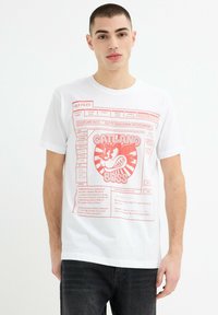 INSIDE Camiseta estampada - blanco