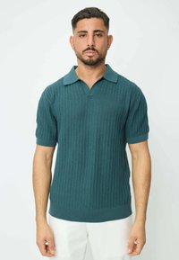 Non sélectionné, bleu marine