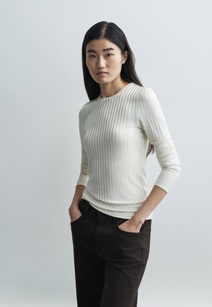 GENOVA LOW RISE  - Kavbojke na trapez - dark brown