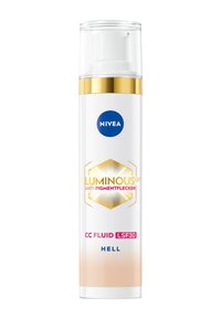 NIVEA Luminous CC Fluid, weiße zylindrische Flasche, goldene Akzente, klarer Pumpspender, Text umfasst "LSF30" und "ANTI-PIGMENTFLECKEN."