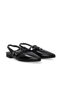 Czarne lakierowane buty na obcasie typu slingback z ostrymi noskami, posiadające dwa dekoracyjne paski oraz srebrzyste okrągłe ozdoby.