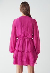 WILLA VILAS - Dnevna obleka - hot pink