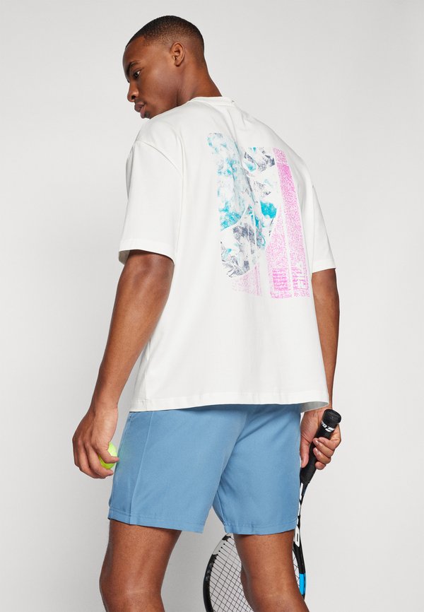 CAIUS - Print T-shirt4