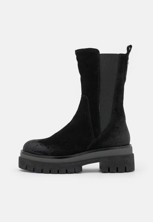 Platform boots - black antic