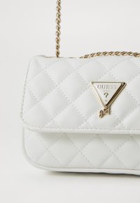 Guess MINI CONVERTIBLE UNISEX - Skuldertasker - cream white