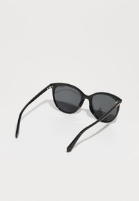 Polaroid Solbriller - black