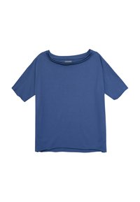 Niebieska bluzka z krótkim rękawem o luźnym kroju i szerokim dekoltem, wyeksponowana na jednolitym białym tle.