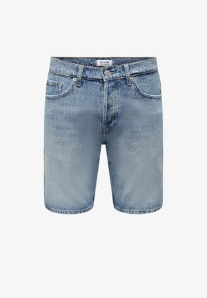 Jasnoniebieskie szorty dżinsowe o regularnym kroju, z pięcioma kieszeniami, w przetarciach, z prostym zapięciem na guzik w talii.