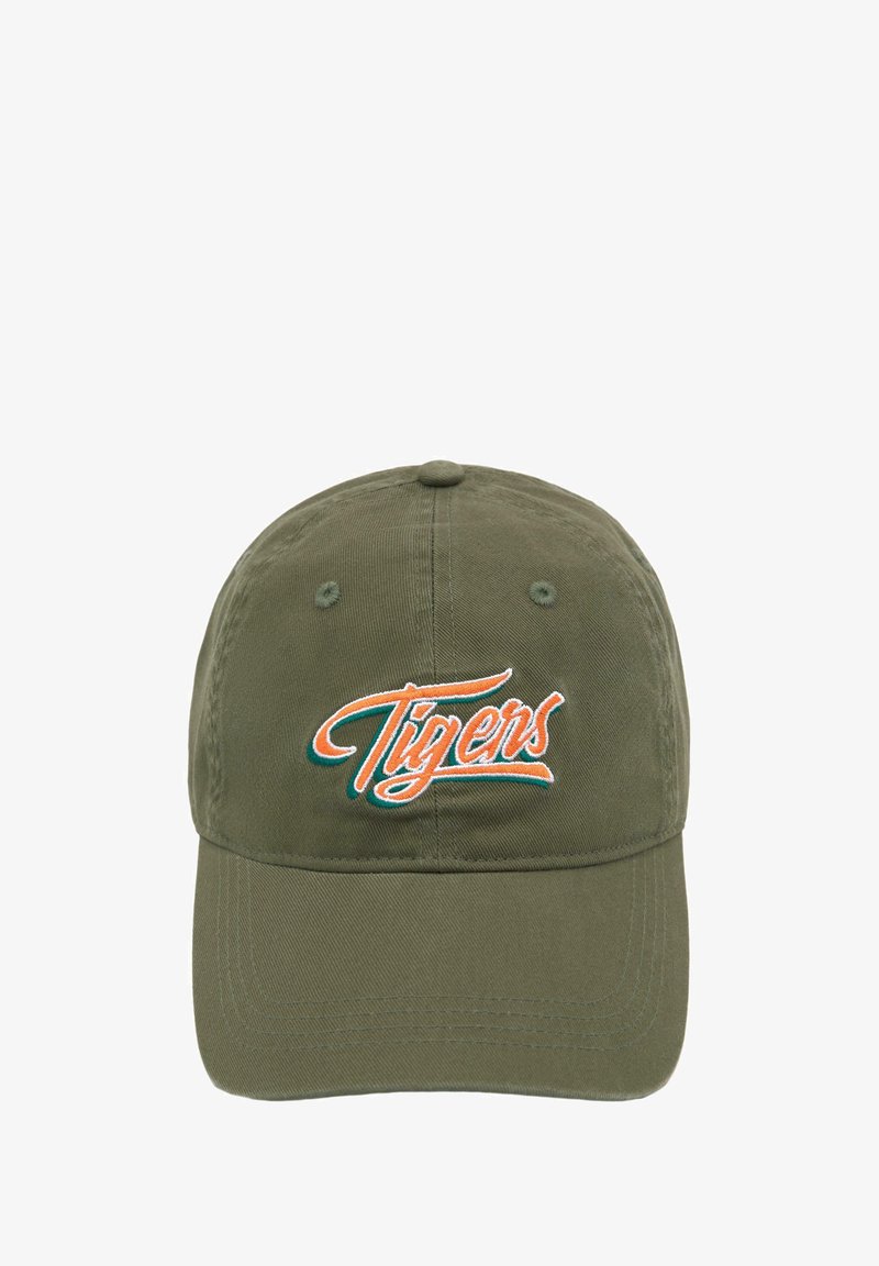 Cappellino da baseball in cotone verde oliva con visiera curva e logo "Tigers" ricamato in arancione e verde mare sul davanti. Fascetta regolabile sul retro.