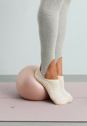 OYSHO, 2 PACK - Onzichtbare sokken - pale grey melange