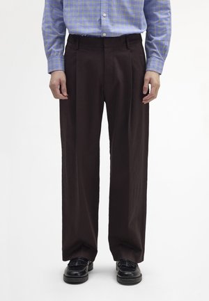 KAY - Nadrágok - dusky port