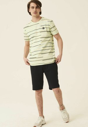T-shirt con stampa - soft lime