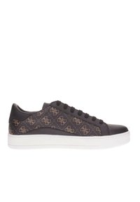 Sneaker in pelle nera con upper a motivo monogram, suola in gomma bianca e sei occhielli per i lacci per una vestibilità sicura.