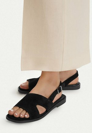 Lasocki, LASOCKI WOMEN'S SANDALS BLACK - Sandalias - black