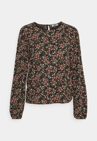 Blouse à manches longues en tissu noir avec un motif floral comprenant de petites fleurs roses et blanches. Encolure ronde avec une ouverture en trou de serrure au dos.