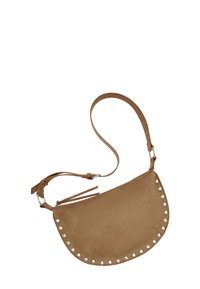Brązowa torebka na ramię z imitacji zamszu o zaokrąglonym kształcie, z ćwiekami wzdłuż krawędzi i regulowanym paskiem.