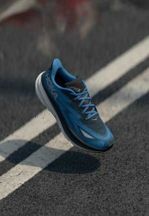CLIFTON 9 GTX - Scarpe da corsa su strada - black/foggy night
