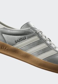 Thumbnail-Bild 2