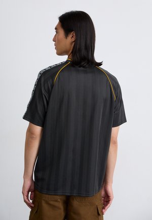 PUMA KING Relaxed Football Jersey 'PUMA Black' — foto 2