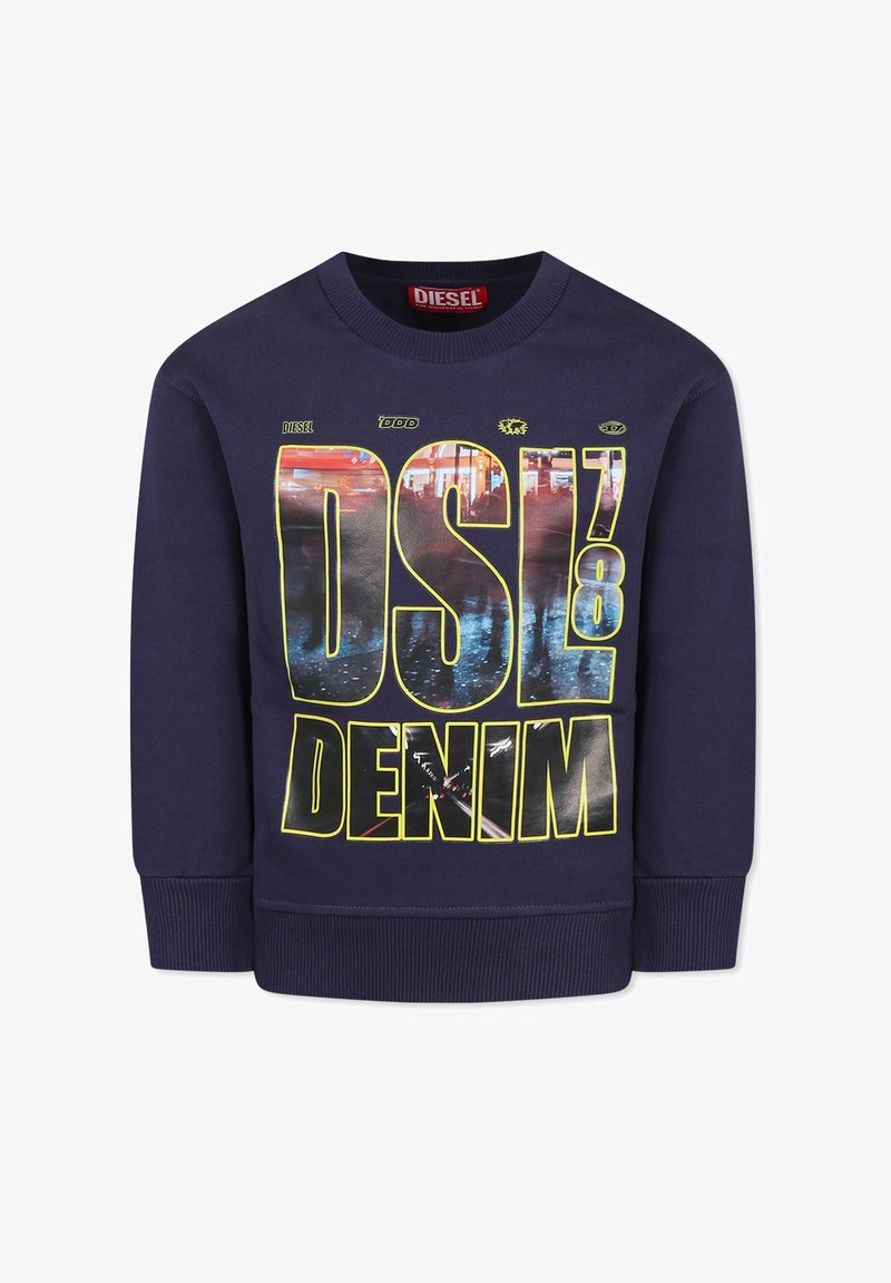 Felpa color blu navy in cotone, con grande scritta grafica "DSL'8 DENIM" in giallo su sfondo fotografico. Polsini a coste.