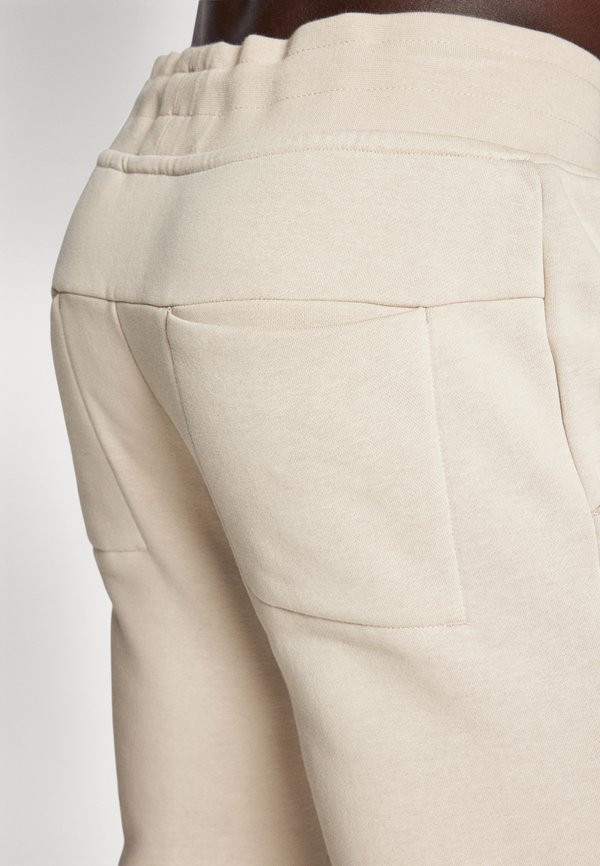 CENTRE TAPERED SWEATPANTS - Tracksuit bottoms - beige4