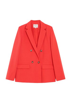 Blazer rouge vif à double boutonnage avec quatre boutons, revers crantés et deux poches à rabat à l'avant, présenté à plat sur un fond blanc.
