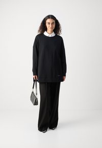 Marc O'Polo ROUND NECK - Mikina - black