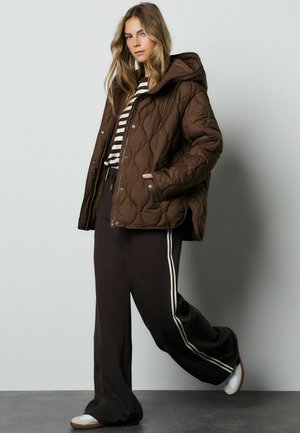 OVERSIZED - QUILTED - Wintermantel - chocolate brown