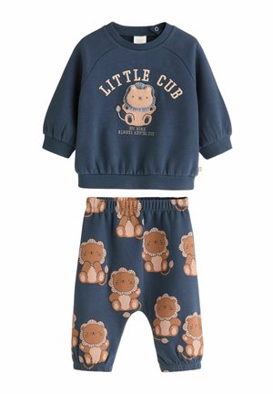 2 PIECE SET REGULAR FIT - Hlače - navy lion