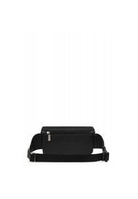 Borsa a tracolla in pelle nera con forma rettangolare, tasca frontale con zip, cinturino regolabile e superficie testurizzata. Design compatto.