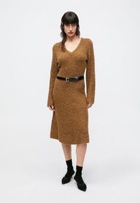DESIGNERS REMIX BRIELLE DRESS - Φόρεμα-πουλόβερ - hazelnut