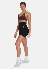 SQUATPROOF CHROMA WAISTED - Leggings - black
