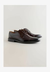 Unausgewählt, brown