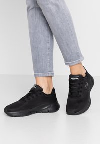 skechers dames arch fit