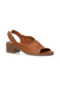 Hellbraune Leder-Sandale mit offenem Zehenbereich, Slingback-Riemen und niedrigem, gestapeltem Holzabsatz. Glatte Textur, minimalistische Gestaltung und verstellbare Schnalle.