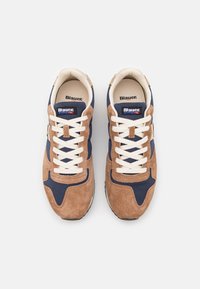 Blauer QUEENS - Sneakers basse - cognac/navy