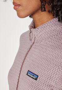 Patagonia AIR ZIP NECK - Felpa in pile - stormy mauve