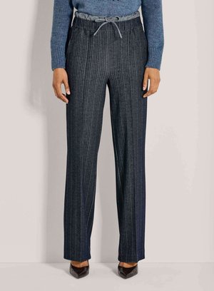 ELEGANTE MIT FISCHGRAT-MUSTER - Stoffhose - misty blue   melange