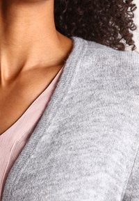 QS Cardigan - grey
